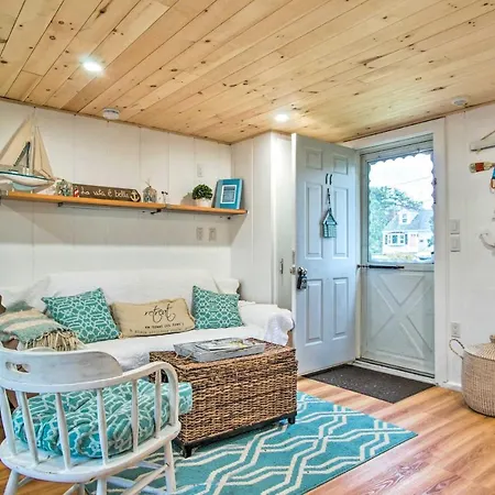 Cape Cod Vacation Rental Walk To Beach!